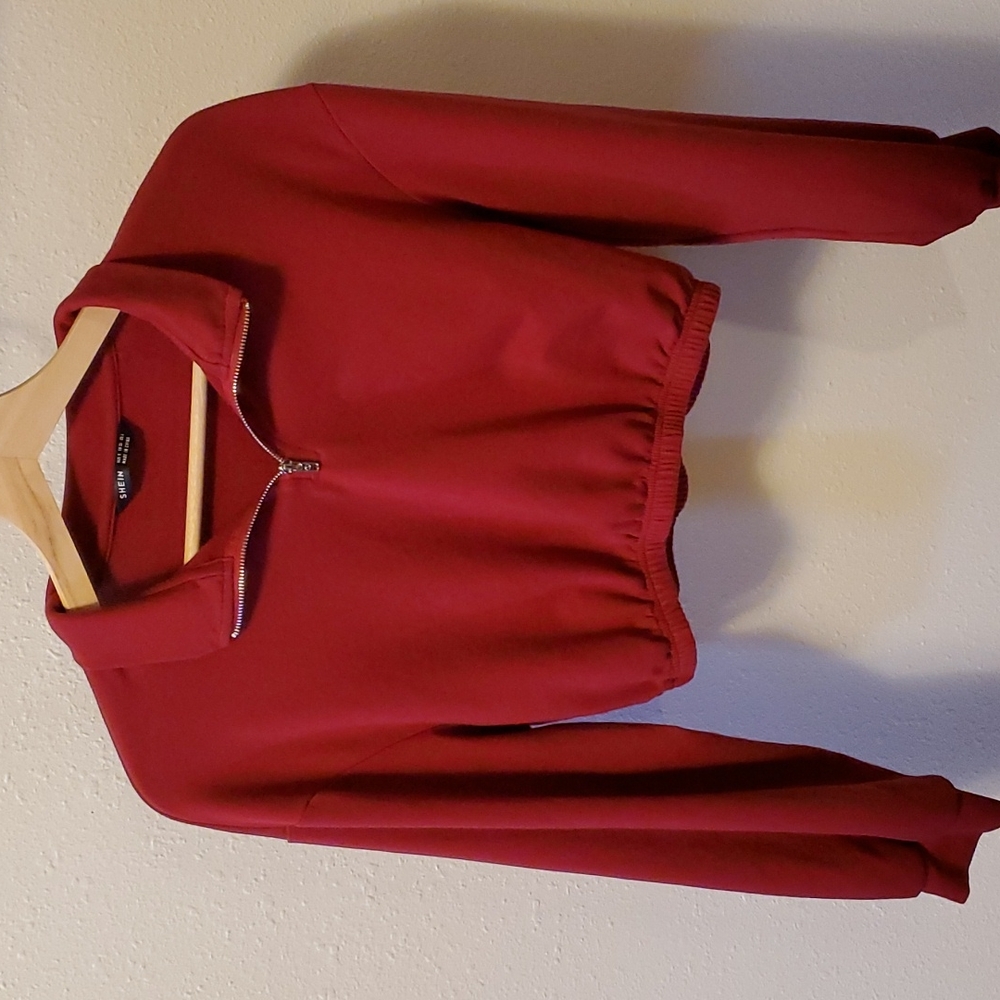 Shein cropped zipped pullover in small